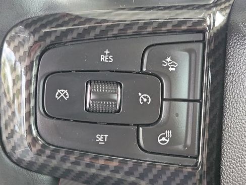 Used 2023 Chevrolet Suburban RST w/ Luxury Package AWD/4WD image 7