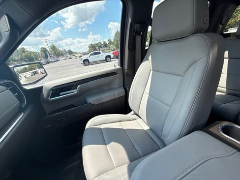 Used 2026 GMC Sierra 1500 SLT AWD/4WD image 30