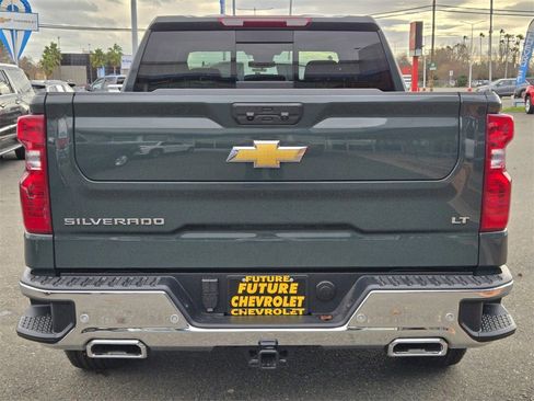 New 2026 Chevrolet Silverado 1500 LT w/ Z71 Off-Road Package image 3