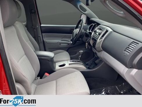 Used 2012 Toyota Tacoma 2WD Access Cab w/ SR5 Pkg image 26