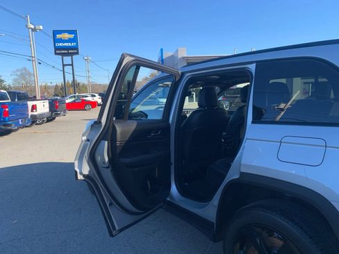 Used 2023 Jeep Grand Cherokee Altitude image 33