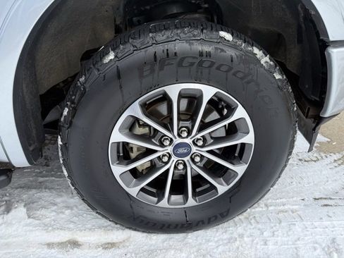 Used 2020 Ford F150 XLT w/ Equipment Group 302A Luxury image 12