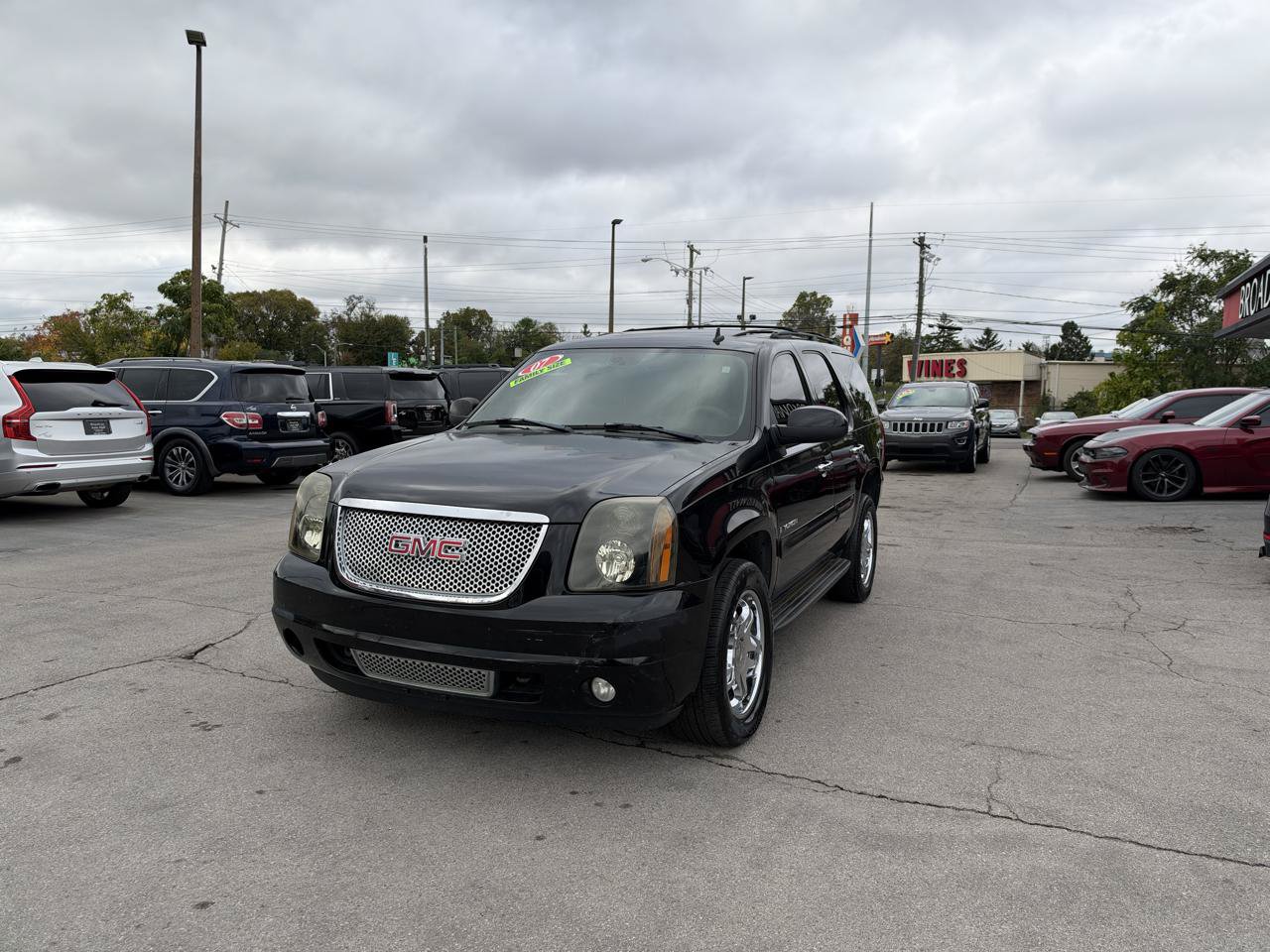 Used 2007 GMC Yukon SLT w/ SLT Preferred Equipment Group AWD/4WD image 7