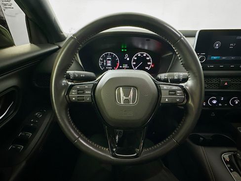 Used 2024 Honda HR-V Sport image 11