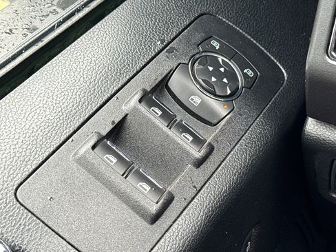 Used 2019 Ford F150 XLT w/ Equipment Group 302A Luxury image 16