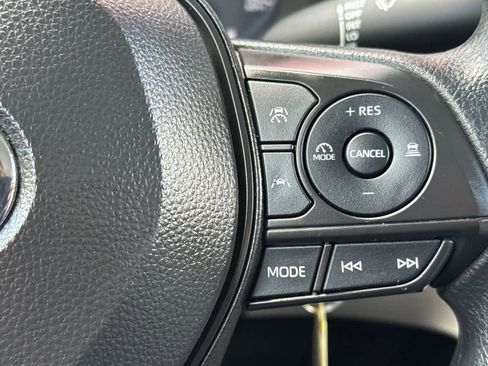 Certified 2024 Toyota Corolla Cross L image 26