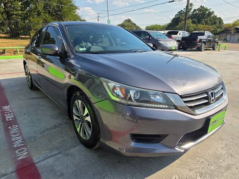 Used 2013 Honda Accord LX image 3