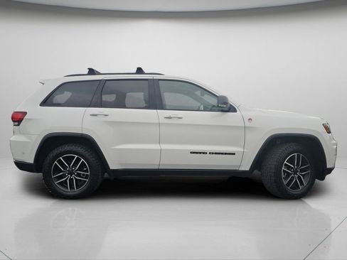 Used 2020 Jeep Grand Cherokee Trailhawk w/ Trailhawk Luxury Group image 11