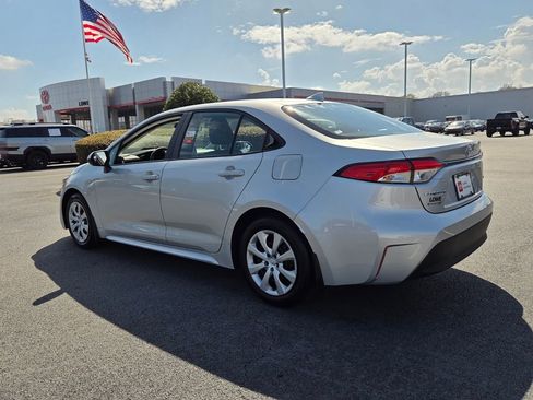 Certified 2025 Toyota Corolla LE image 8