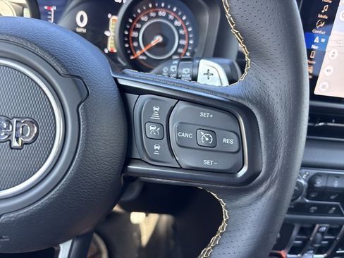 New 2025 Jeep Wrangler Unlimited Rubicon 392 image 31