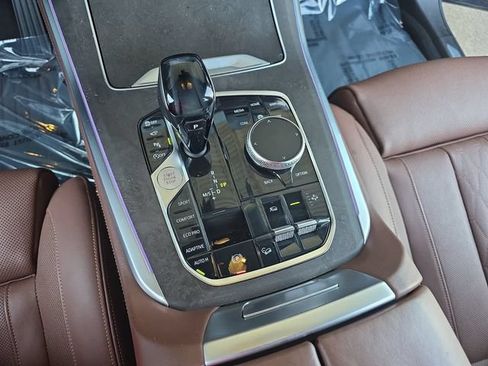 Used 2019 BMW X5 xDrive40i w/ Off-Road Package AWD/4WD image 21