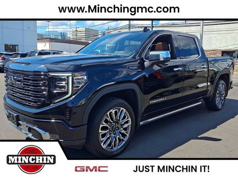 Used 2023 GMC Sierra 1500 Denali Ultimate AWD/4WD image 3