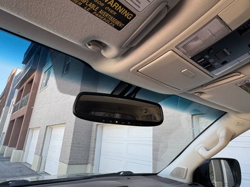 Used 2014 Lexus GX 460 w/ Premium Package AWD/4WD image 20