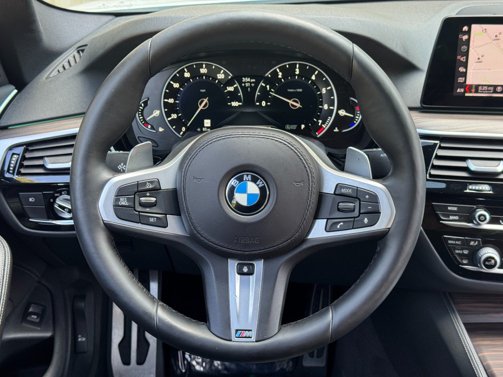 Used 2019 BMW 540i w/ M Sport Package RWD image 21