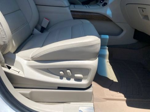 Used 2019 GMC Yukon Denali w/ Denali Ultimate Package RWD image 37