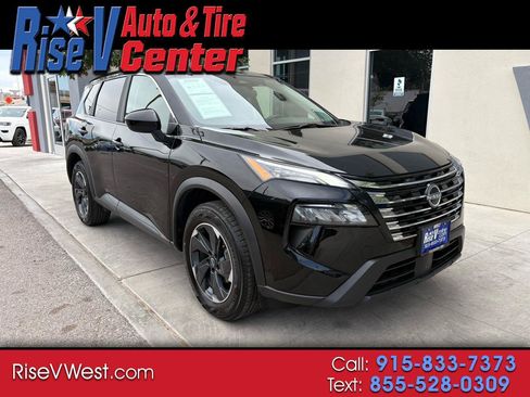 Used 2025 Nissan Rogue SV FWD image 1