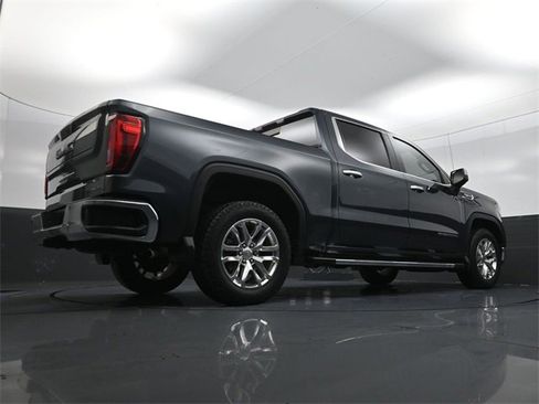 Used 2022 GMC Sierra 1500 SLT image 29