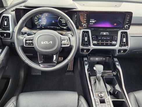 Certified 2023 Kia Sorento SX Prestige AWD/4WD image 26
