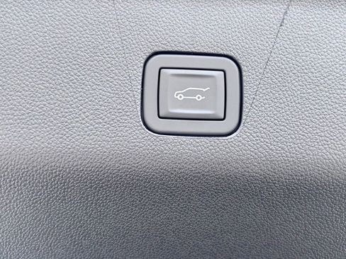 New 2025 Chevrolet Suburban RST w/ Comfort Package image 17