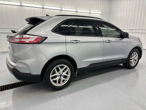 Used 2022 Ford Edge SE AWD/4WD image 3