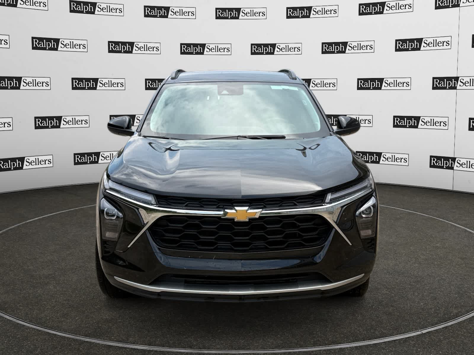 Used 2025 Chevrolet Trax LT w/ LT Convenience Package FWD image 8
