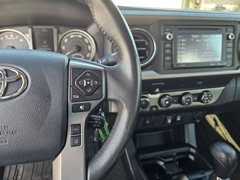 Used 2019 Toyota Tacoma SR5 image 23