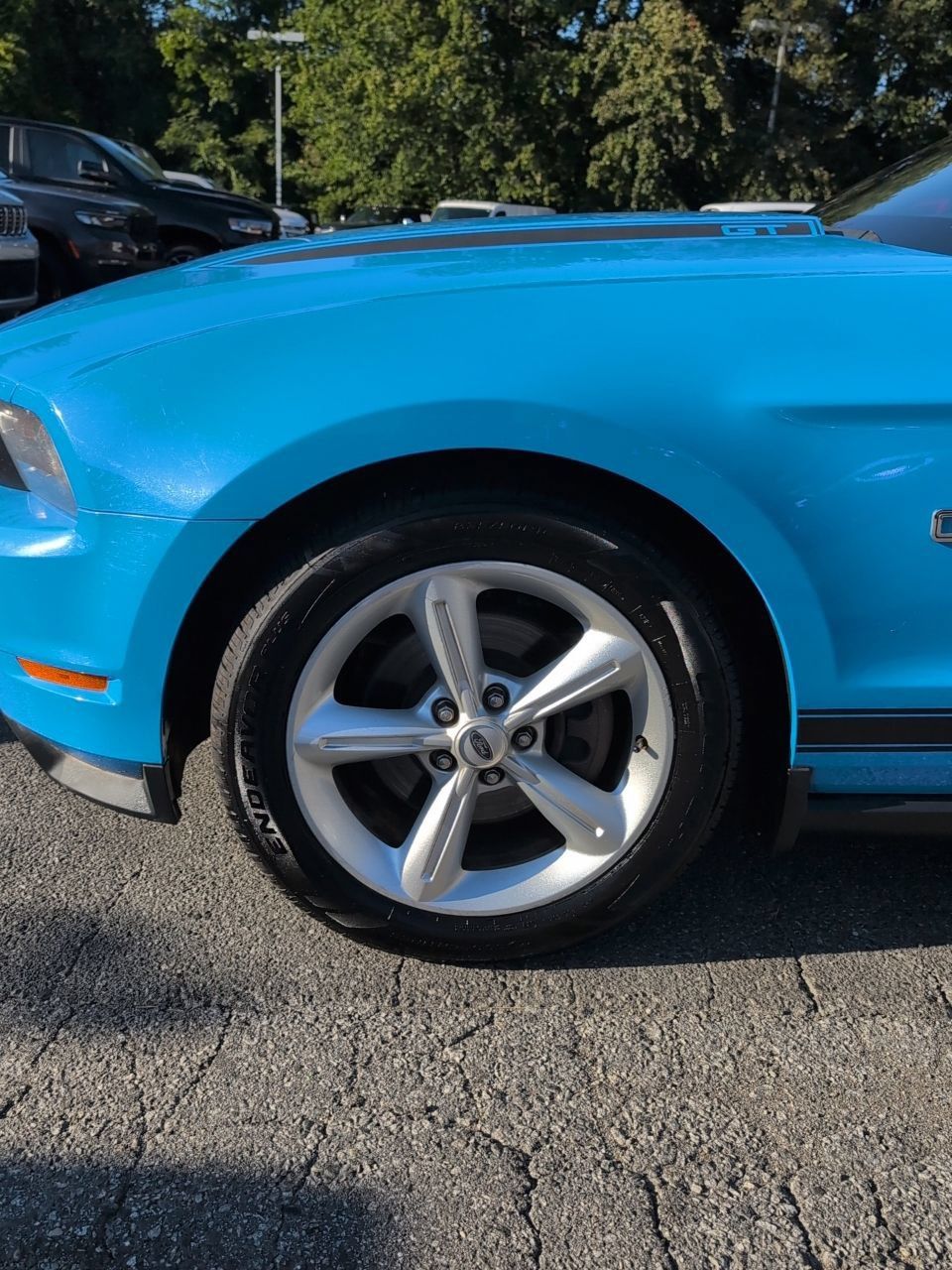 Used 2010 Ford Mustang GT Premium RWD image 10