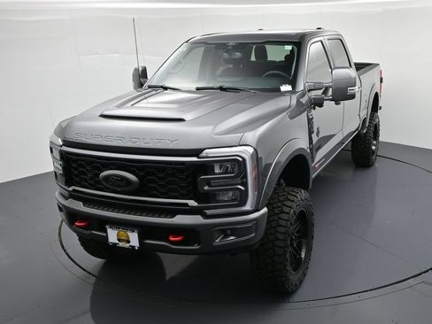 New 2026 Ford F250 XLT w/ XLT Premium Package AWD/4WD image 19