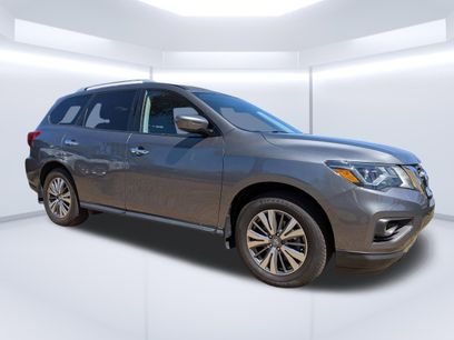 Used 2020 Nissan Pathfinder SV