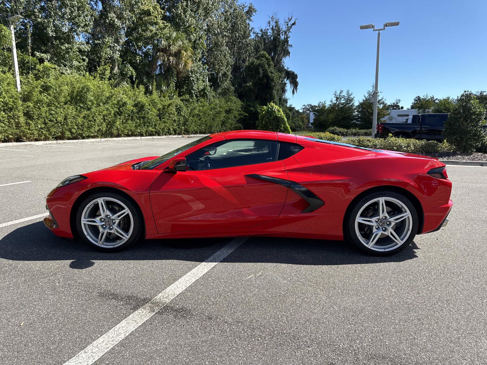 Used 2025 Chevrolet Corvette Stingray Coupe w/ 1LT RWD image 8