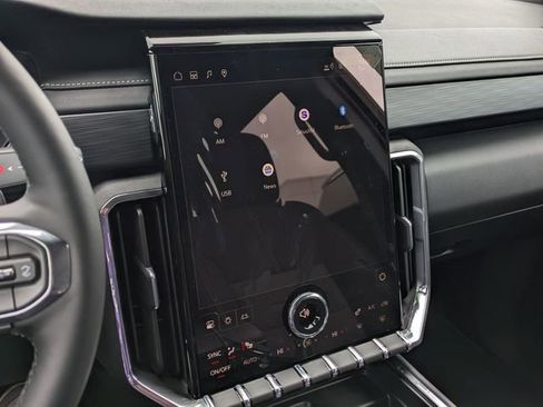 New 2026 GMC Acadia Elevation image 23