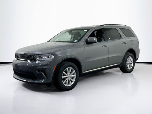 Used 2022 Dodge Durango SXT image 1