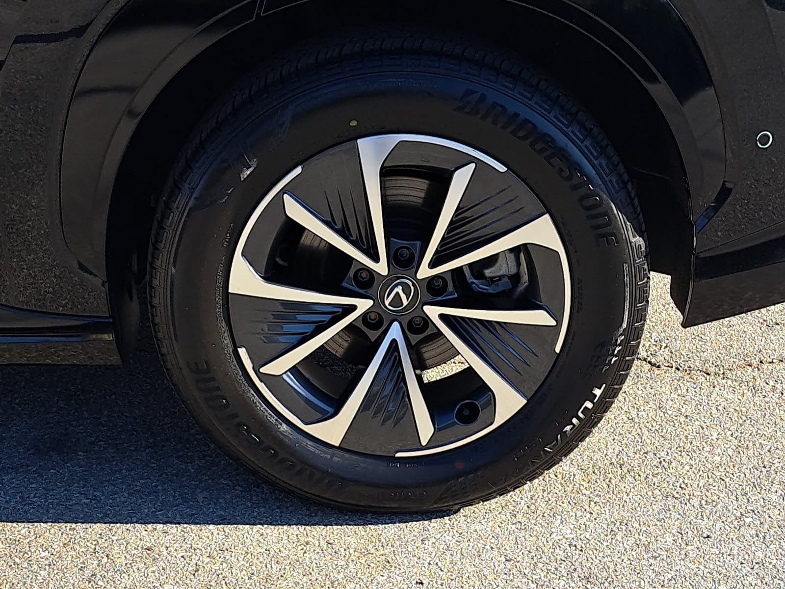 Used 2023 Lexus RZ 450e Premium w/ Technology Package AWD/4WD image 37