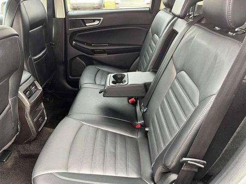 Used 2017 Ford Edge SEL w/ Equipment Group 201A FWD image 13