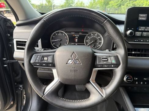 Used 2024 Mitsubishi Outlander SE AWD/4WD image 17