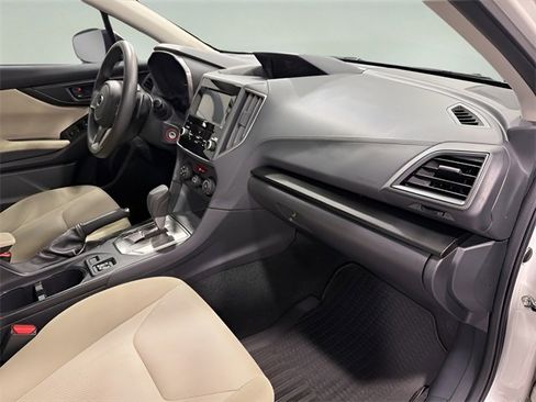 Used 2019 Subaru Impreza 2.0i Premium w/ Eyesight & BSD/Rcta & SRF image 13