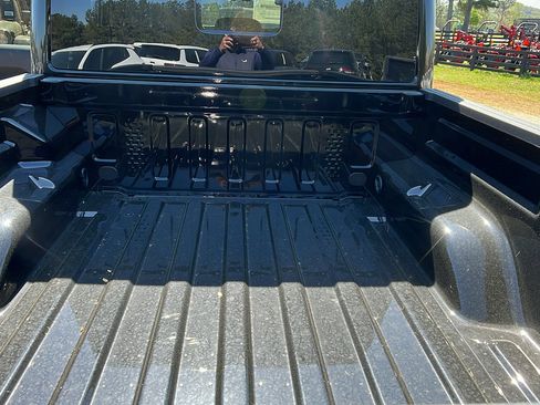 New 2025 Jeep Gladiator Mojave image 13