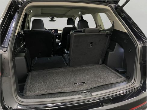 Certified 2025 Volkswagen Atlas SEL Premium R-Line AWD/4WD image 6