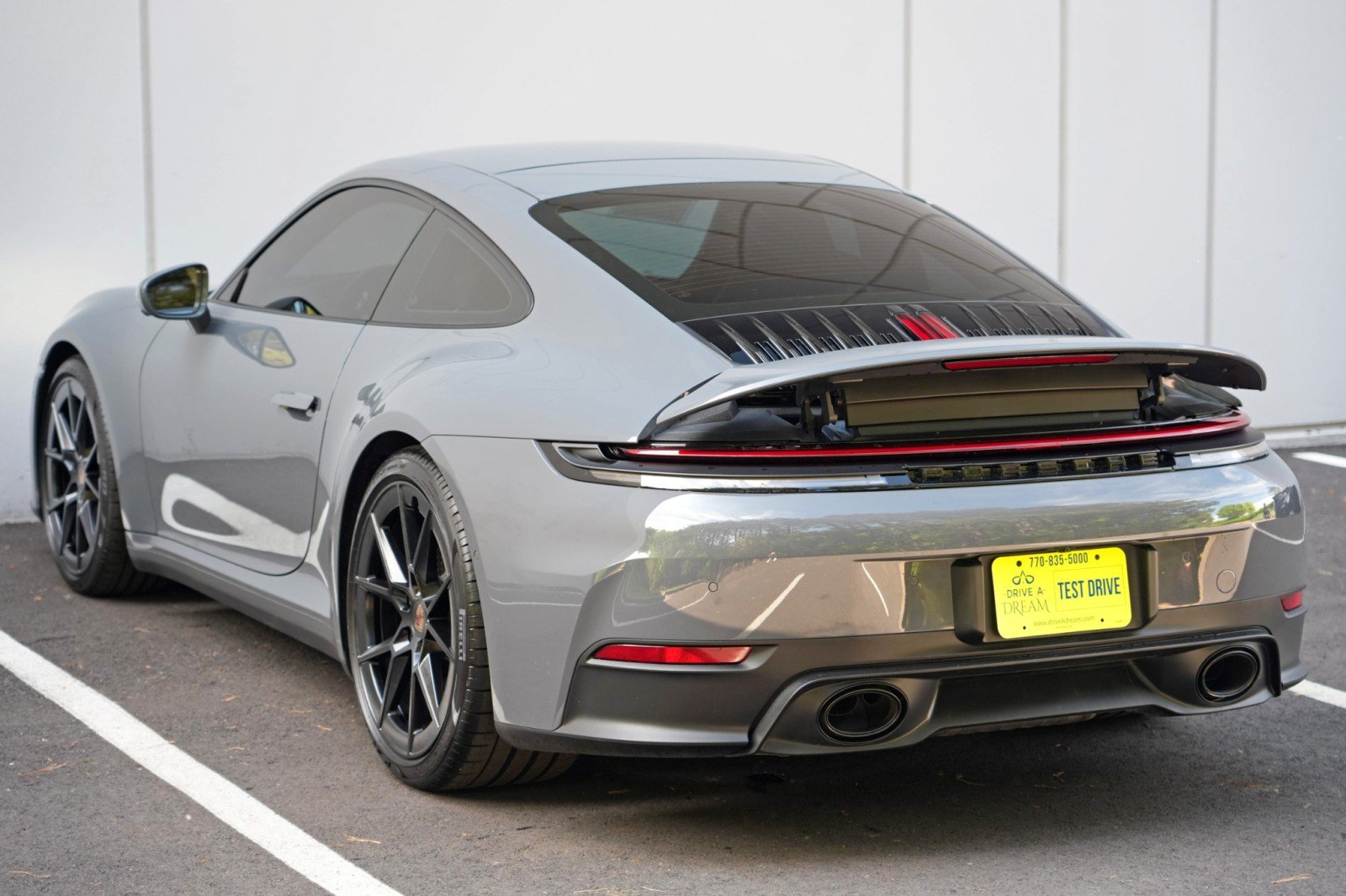 Used 2025 Porsche 911 Carrera w/ Premium Package RWD image 46