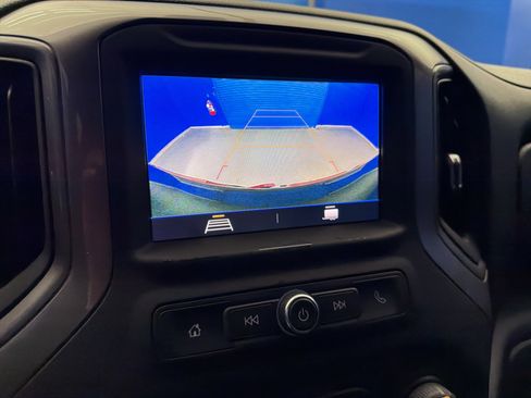 Used 2021 Chevrolet Silverado 1500 Custom RWD image 18
