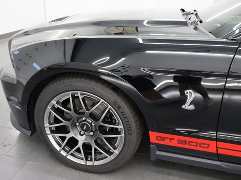 Used 2011 Ford Mustang Shelby GT500 w/ SVT Performance Pkg RWD image 43