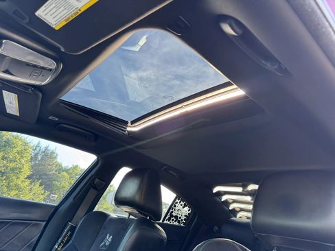 Used 2018 Dodge Charger R/T Scat Pack RWD image 16
