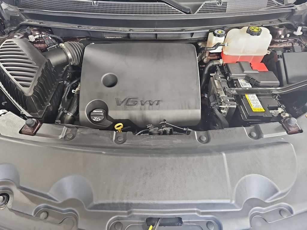 Certified 2023 Chevrolet Traverse LT FWD image 36