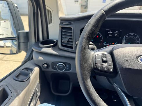 Used 2020 Ford Transit 250 Low Roof AWD image 16