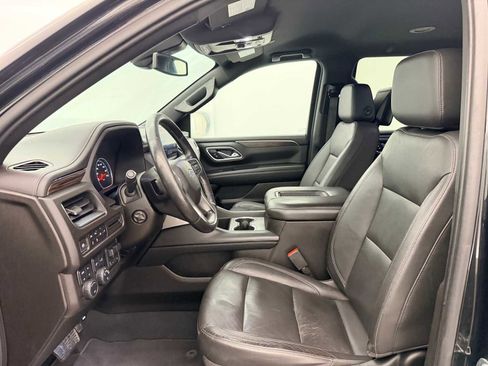 Used 2021 Chevrolet Tahoe Z71 w/ Z71 Off-Road Package image 17