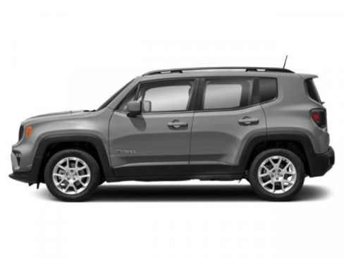 Used 2019 Jeep Renegade Latitude w/ Cold Weather Group image 3