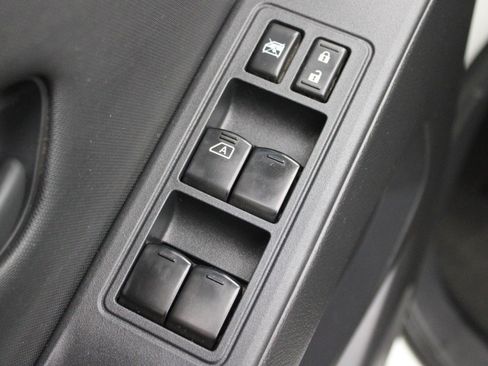 Used 2022 Nissan Frontier S w/ Technology Package AWD/4WD image 15