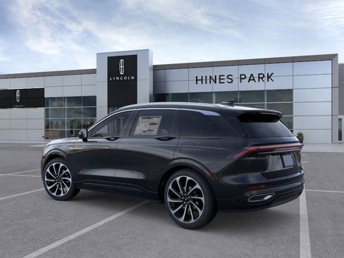 New 2026 Lincoln Nautilus Black Label image 4