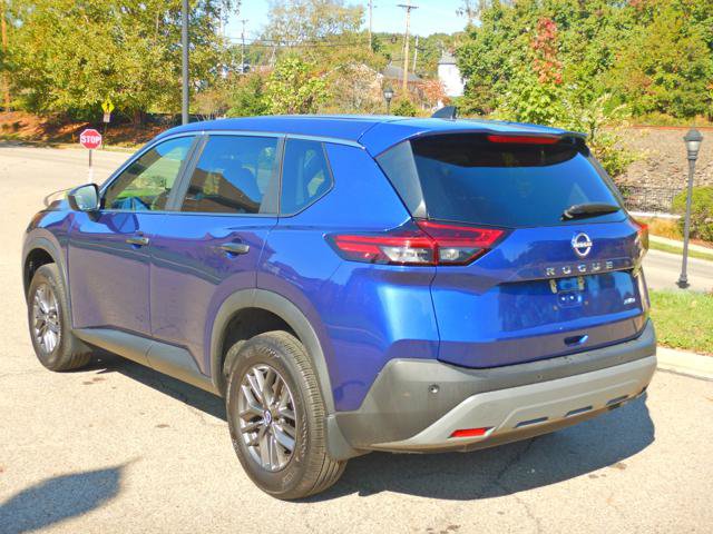 Used 2023 Nissan Rogue S AWD/4WD image 6