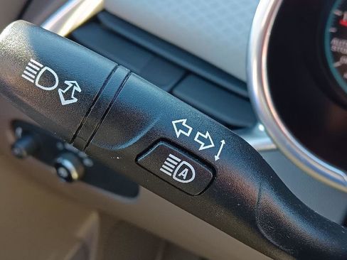 Used 2020 Chevrolet Malibu LT image 14